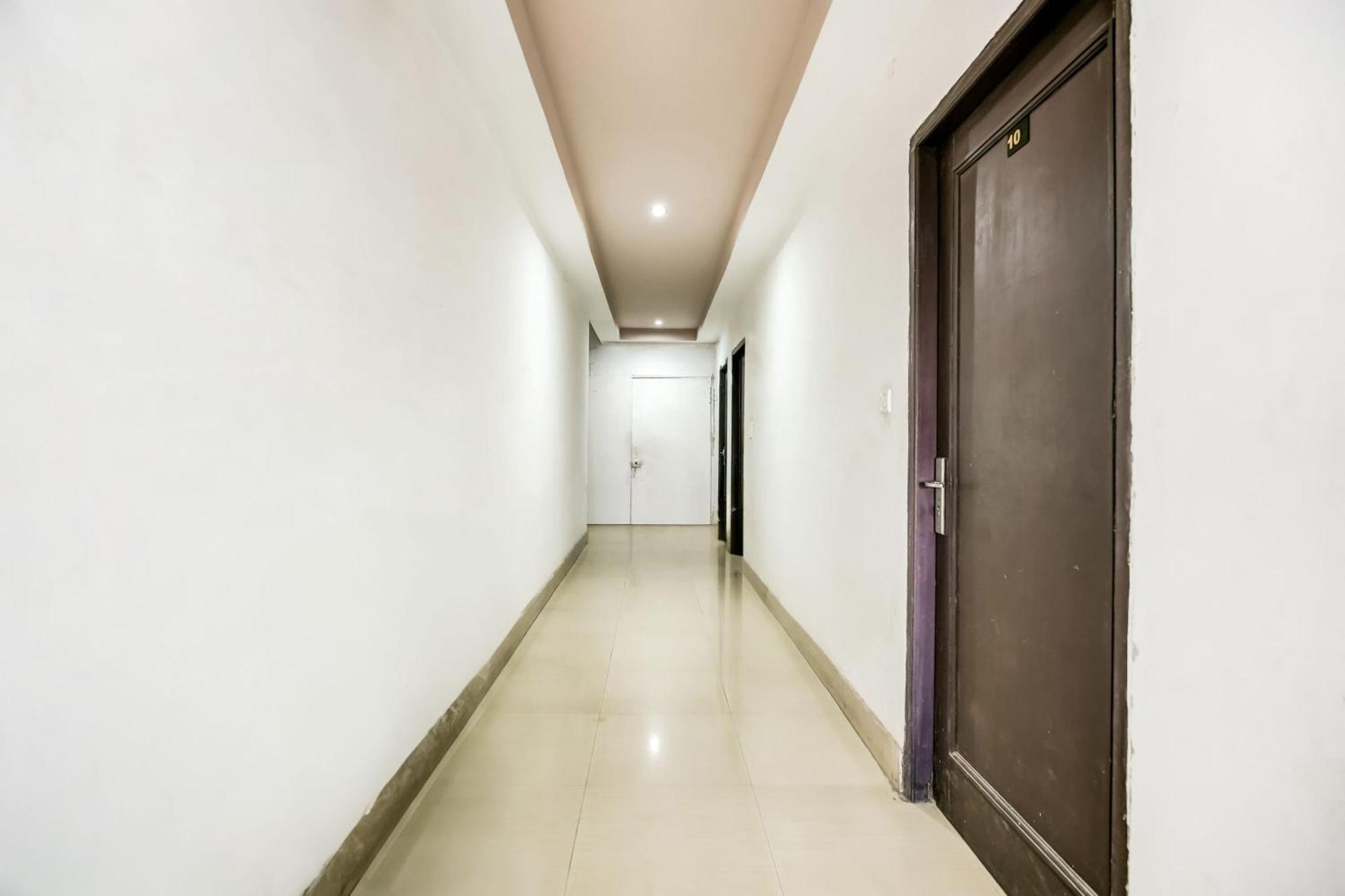 Flagship Hotel Big Boss Kurukshetra Extérieur photo