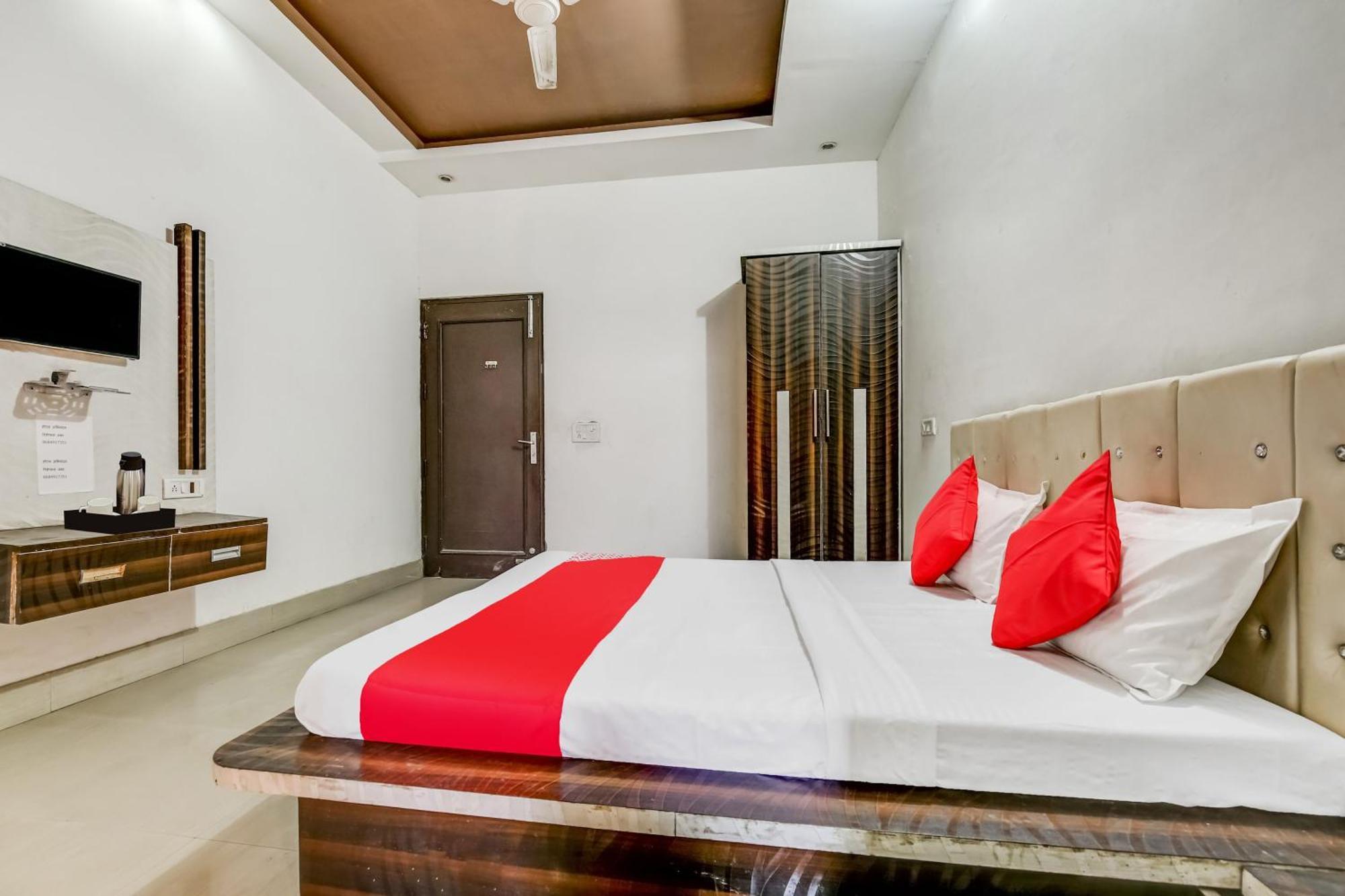 Flagship Hotel Big Boss Kurukshetra Extérieur photo